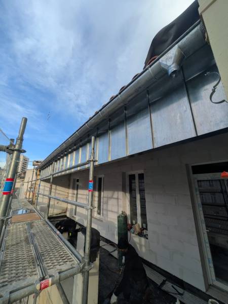 Travaux de couverture et zinguerie sur immeuble tertiaire Cours Pierre Puget à Marseille