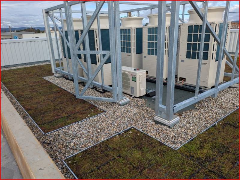 Réalisation d’une terrasse végétalisée sur terrasse béton à Pierrelatte dans la Drôme